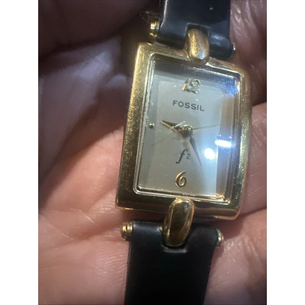 Working Vintage Fossil F2 Watch Women Gold Tone Leather Quartz 18mm Fit 6.5 Runs